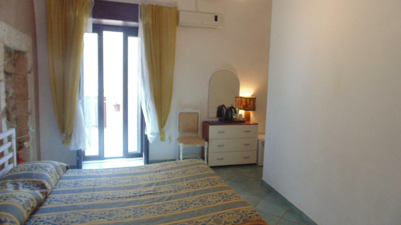 B&B Spiraglio Siraküza Dış mekan fotoğraf